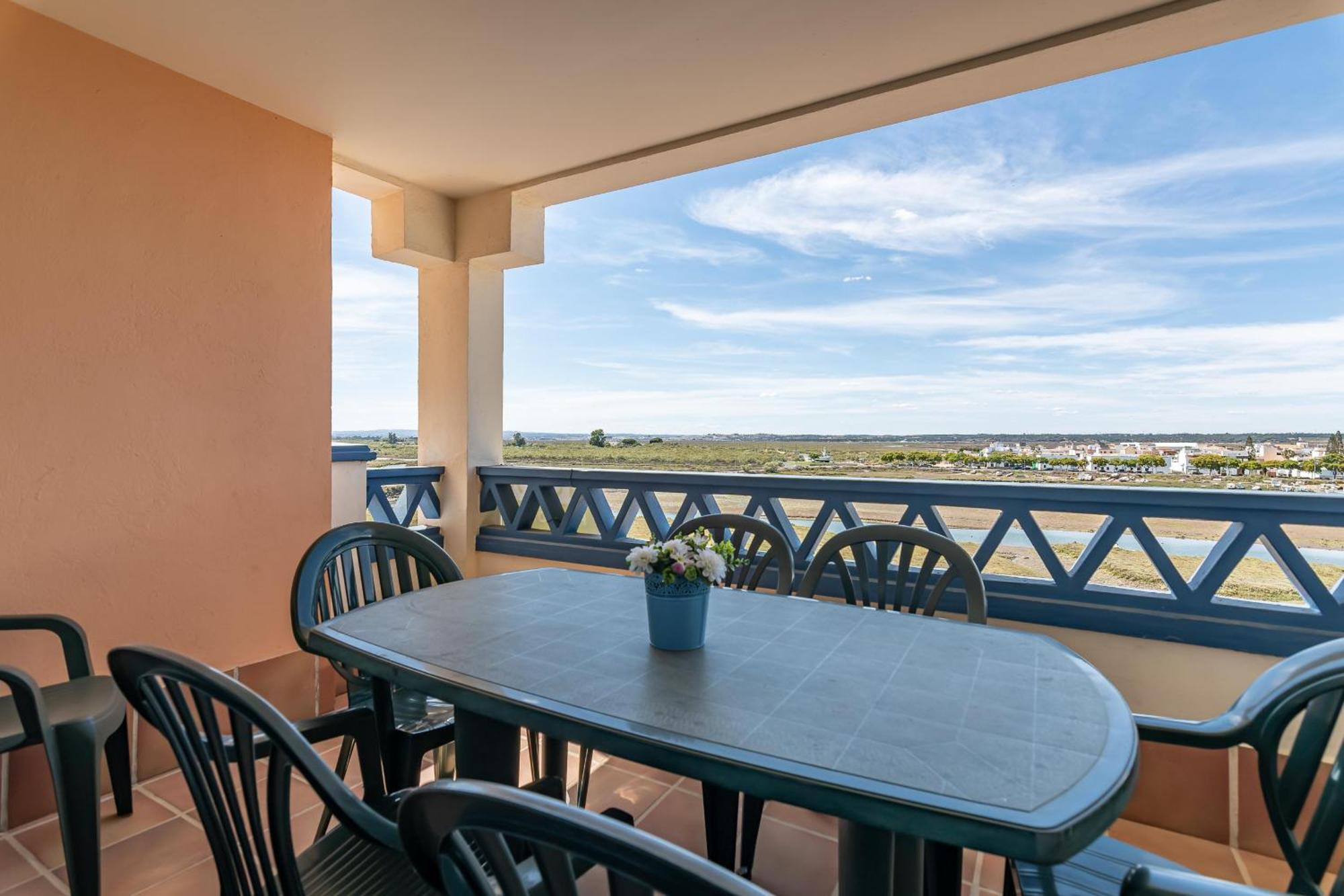 Apartment Marina Ii By H
